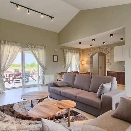 Nyaraló Dominika Poreč